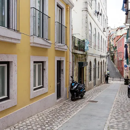 Travessa Poco Dos Negros 10 Lissabon